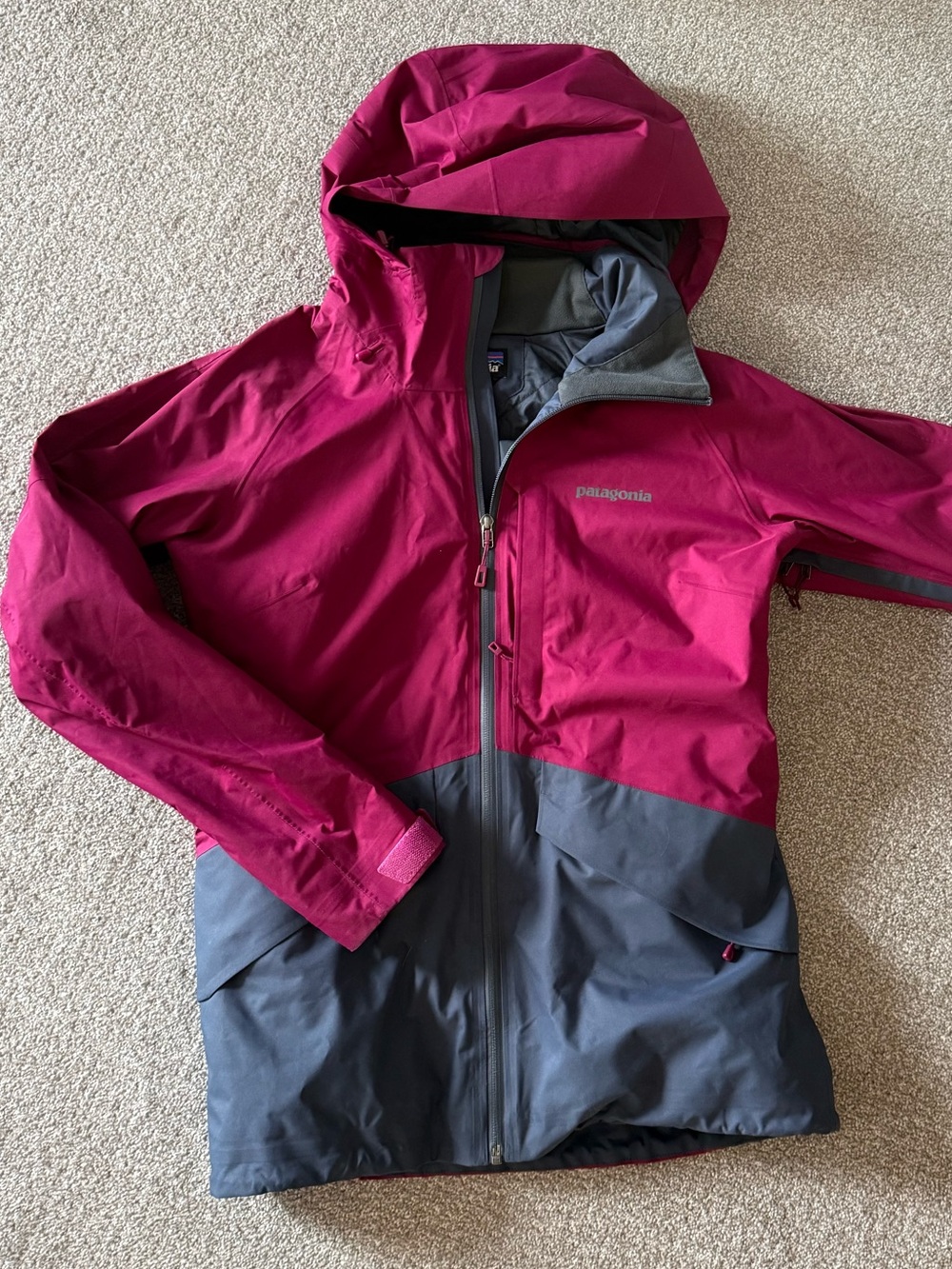 Patagonia Lightweight Insulated Down Waterproof Jacket